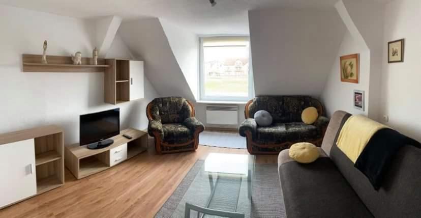 Apartament Plazowy Daire Łeba Dış mekan fotoğraf